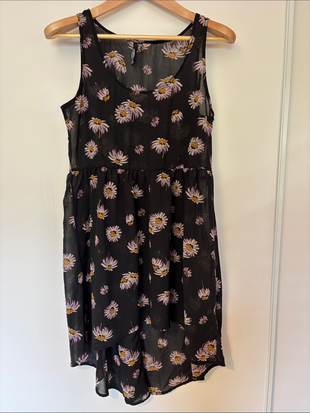 O’Neill Black Floral Babydoll Dress Coverup Size Medium Swim Daisy Boho Beach